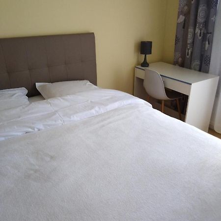 בורז'ה Chez Myla Chambre Avec Tv Ecran Plat Et Salle De Bain Privative מראה חיצוני תמונה
