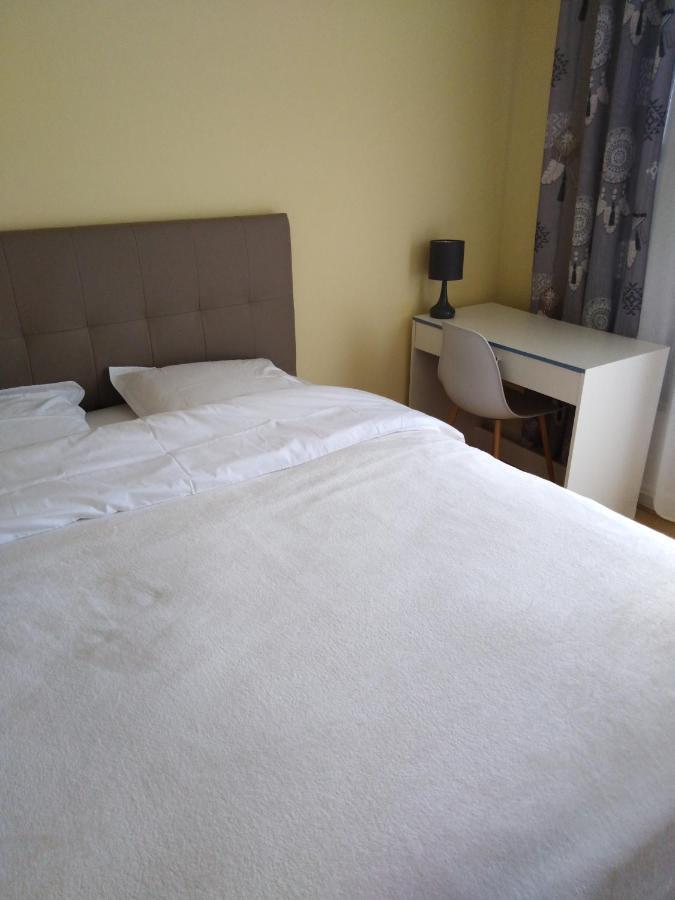 בורז'ה Chez Myla Chambre Avec Tv Ecran Plat Et Salle De Bain Privative מראה חיצוני תמונה